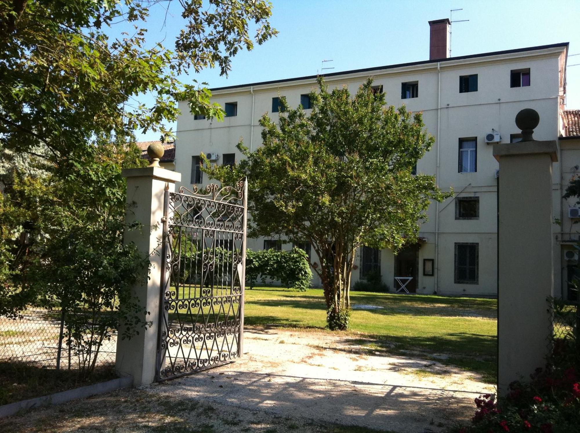 Villa Carrer Porto Viro Eksteriør billede